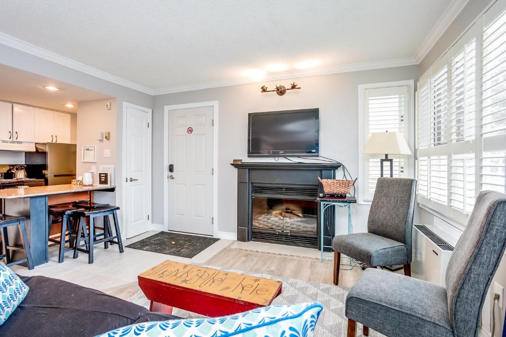 Mountainside Resort Condo at Blue photo 3