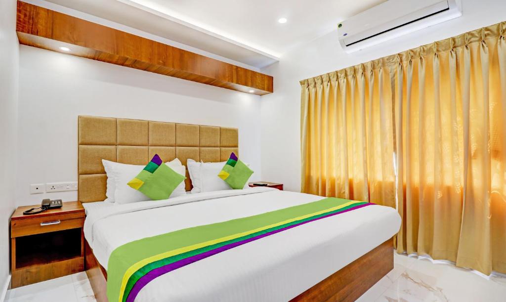 Двухместный ([Sanitized] Standard Double Room), Treebo Trend Highness Inn