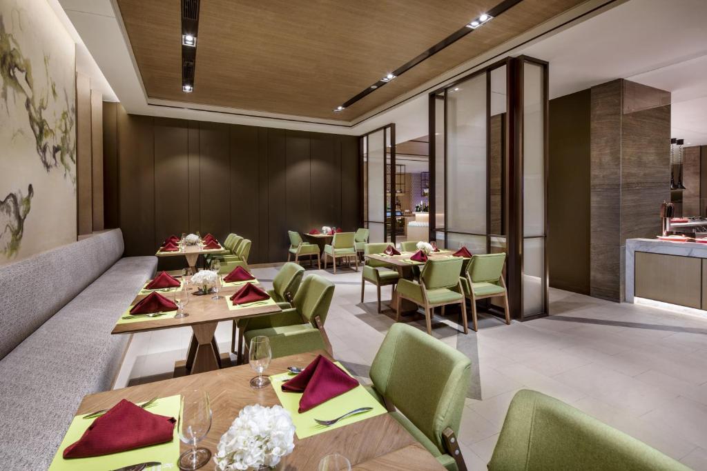 Holiday Inn Nanjing Harbour, an IHG Hotel photo 3