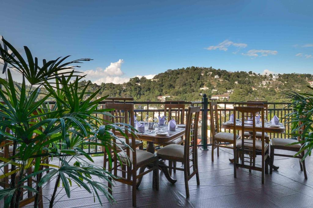 Kandy Hills photo 1