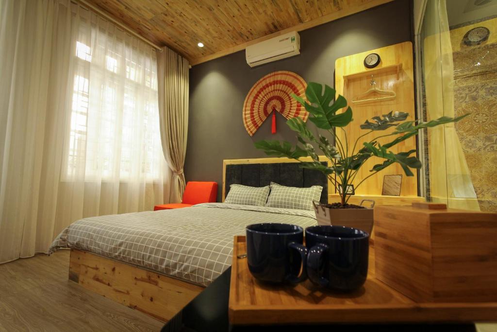 Двухместный (Двухместный номер Делюкс с 1 кроватью), HoLo Fairy House Hanoi - Serviced HomeStay