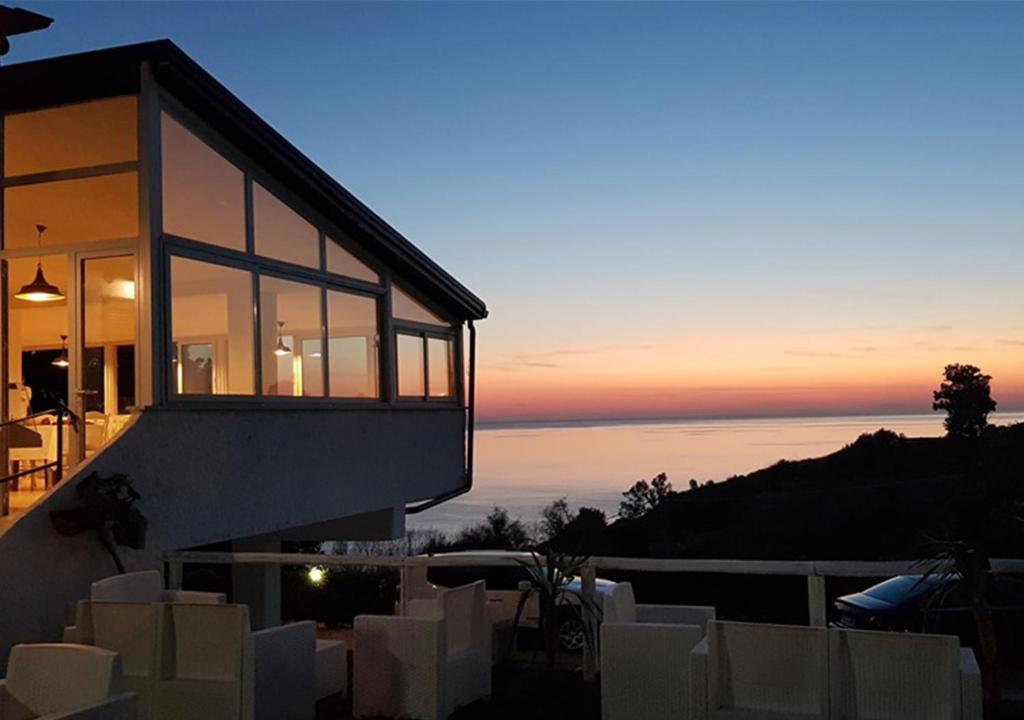 HOTEL MERCURIO SUL MARE - Fish restaurant and private beach photo 1