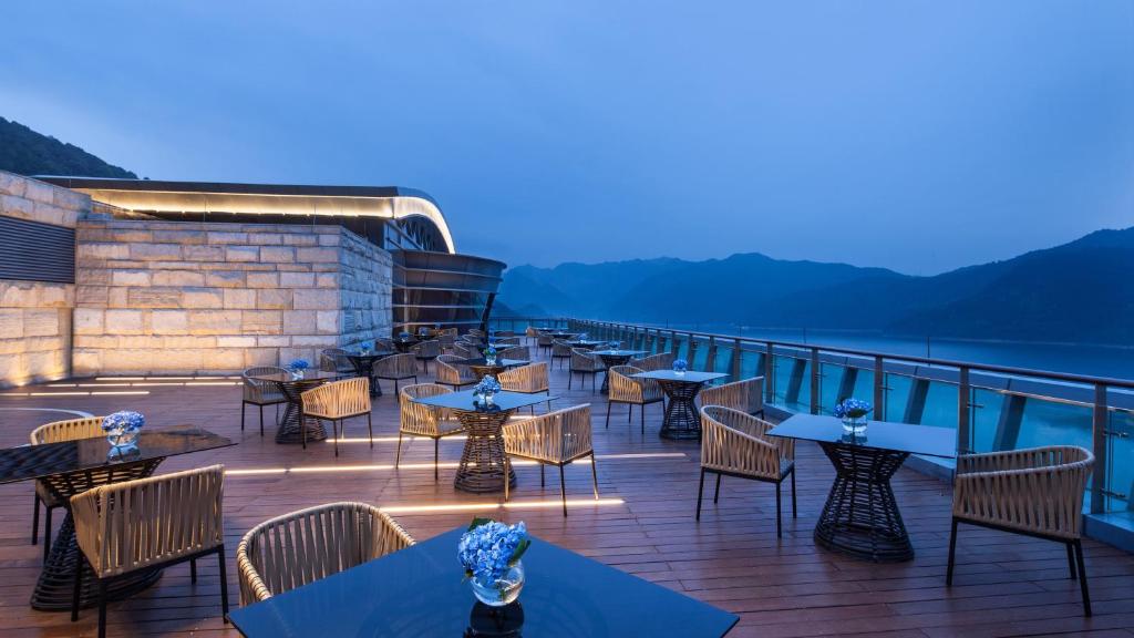 Crowne Plaza Hangzhou Thousand Island Lake, an IHG Hotel photo 1