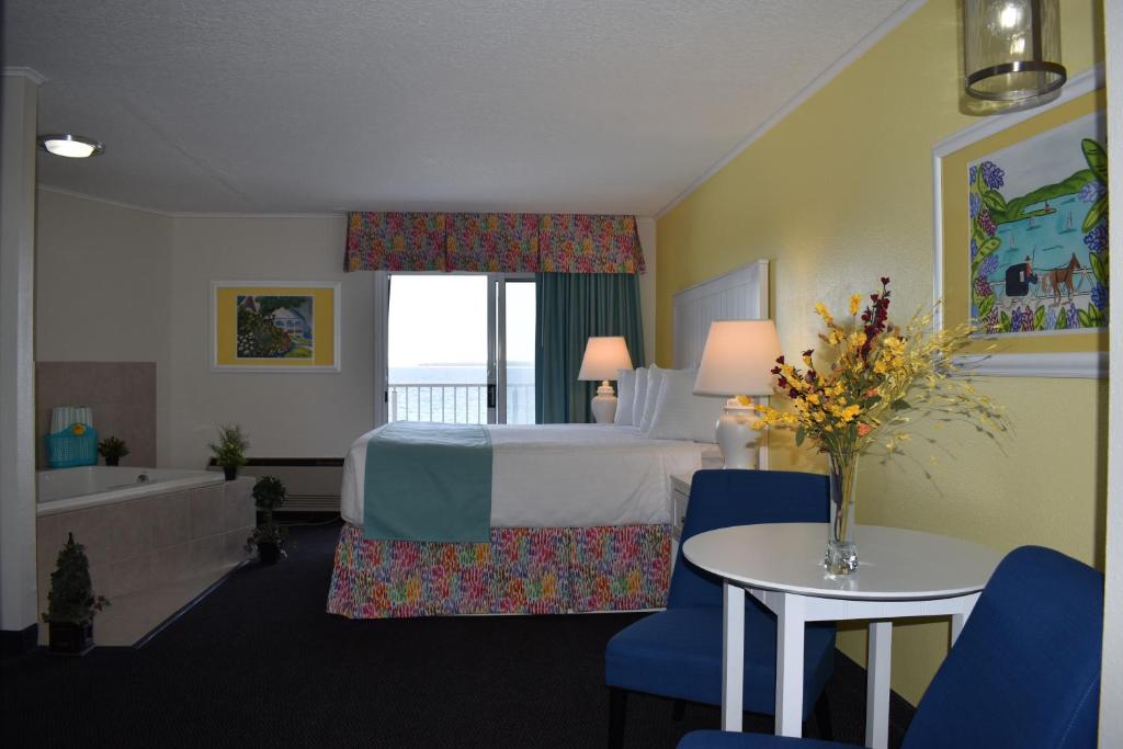 Breakers Resort - Lakeside photo 1