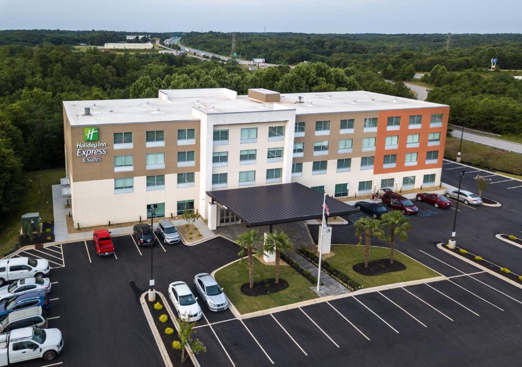 Holiday Inn Express & Suites Greenville S- Piedmont, an IHG Hotel image