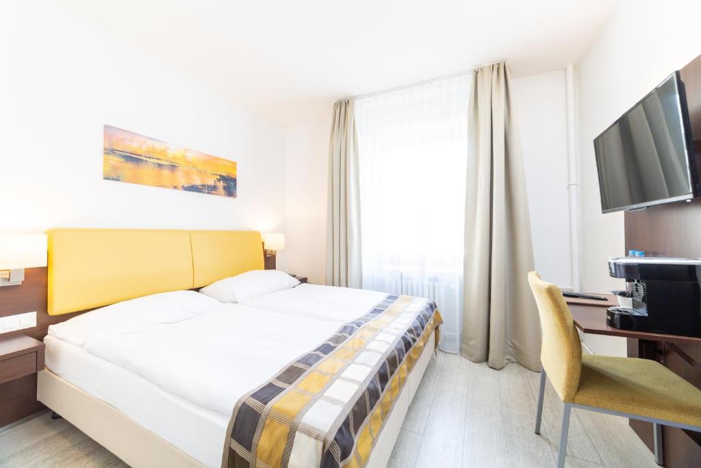 Двухместный (Современный двухместный номер с 1 кроватью), Hotel Rheinfelderhof