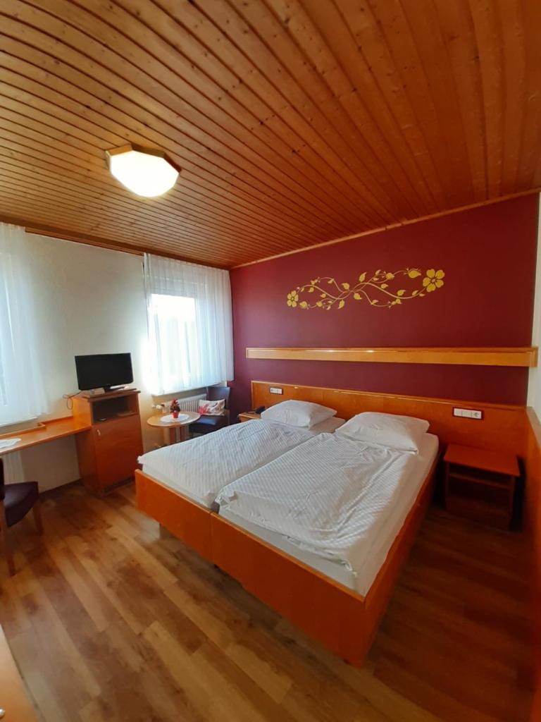 Hotel-Gasthof Zum Freigericht photo 2