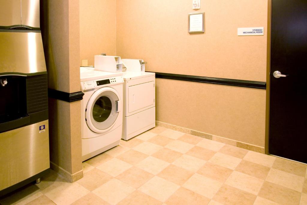 Holiday Inn Express & Suites Corpus Christi, an IHG Hotel photo 2