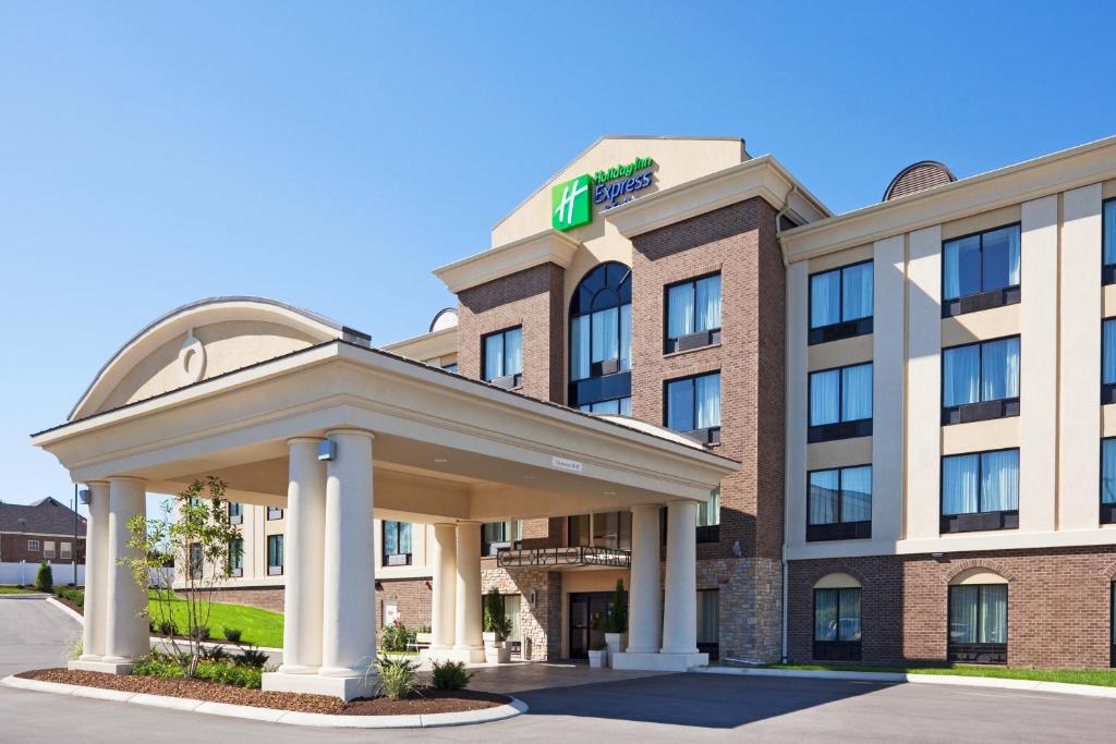 Holiday Inn Express & Suites Smyrna, an IHG Hotel image