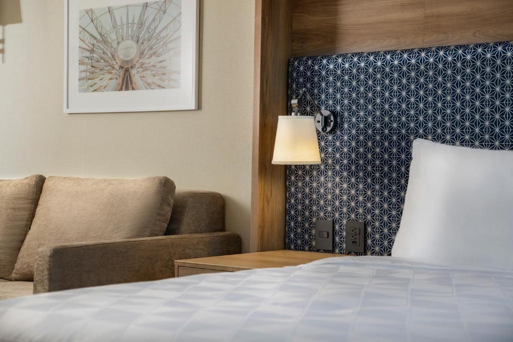 Holiday Inn & Suites - Aguascalientes, an IHG Hotel photo 4