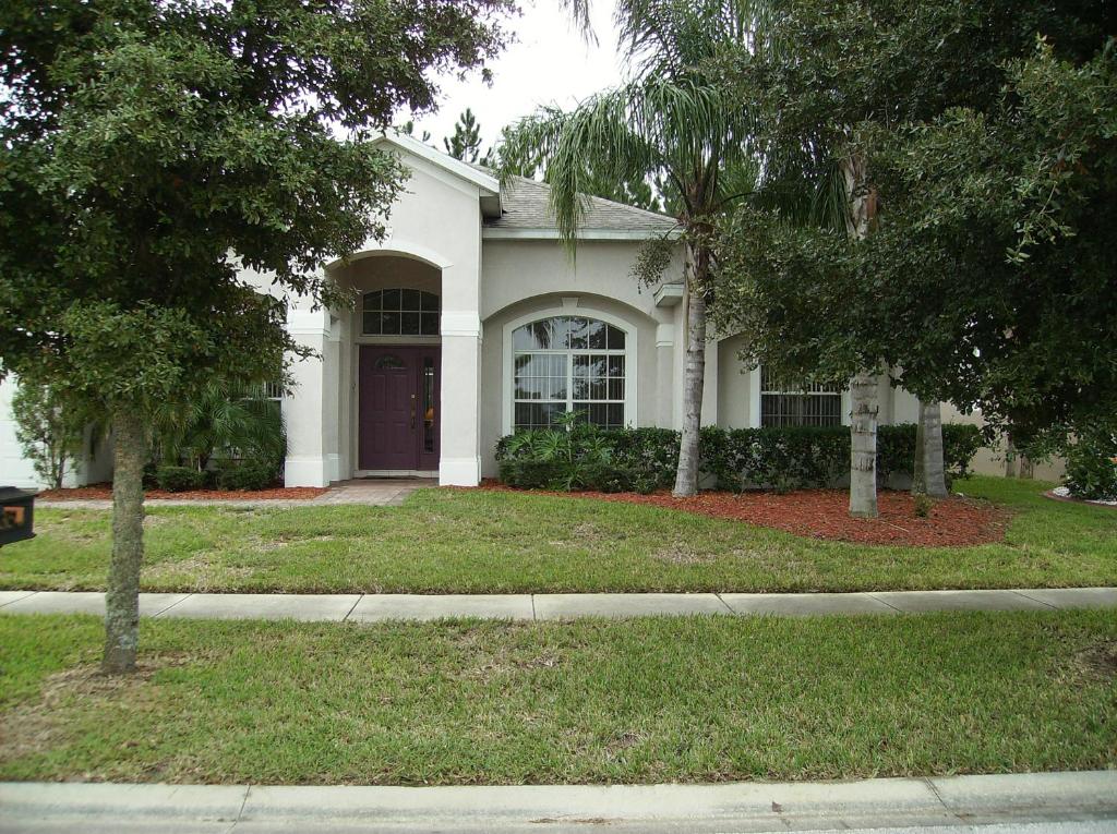 Spend all day in Disney and return to your 5 bedroom house to relax photo 1