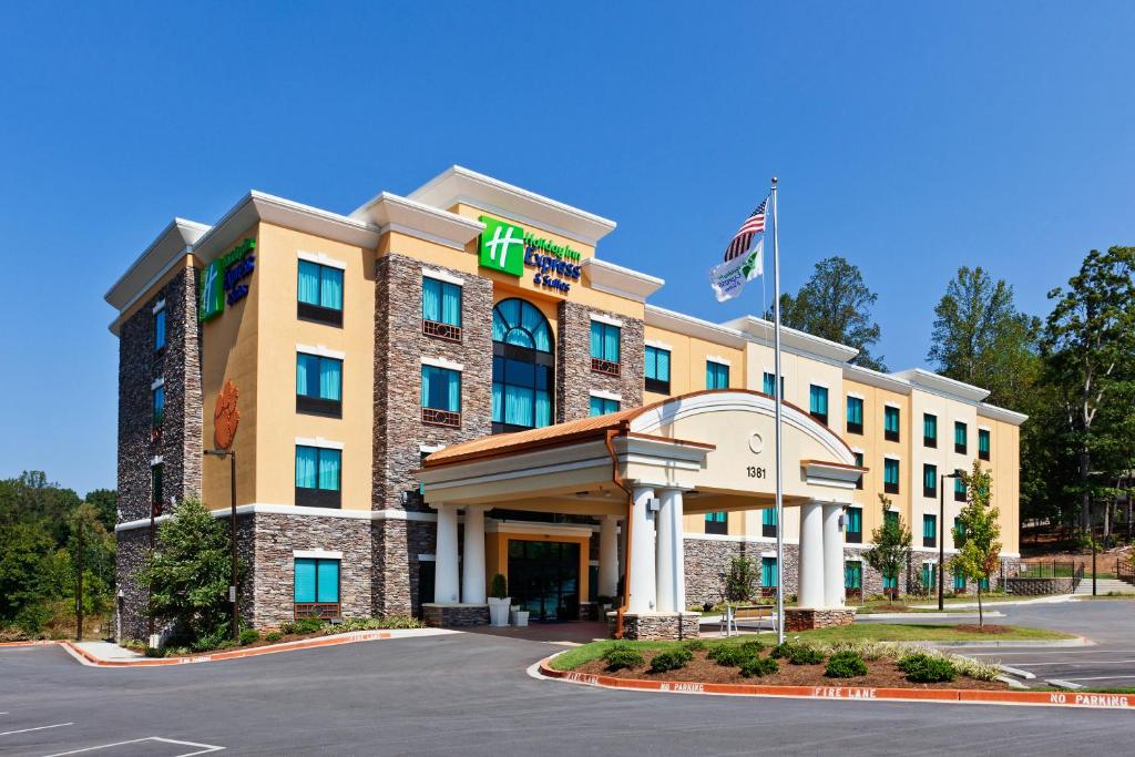 Holiday Inn Express & Suites Clemson, an IHG Hotel image