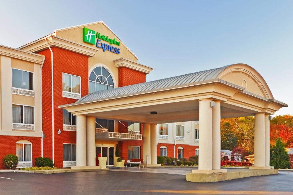 Holiday Inn Express & Suites Chattanooga (East Ridge) image