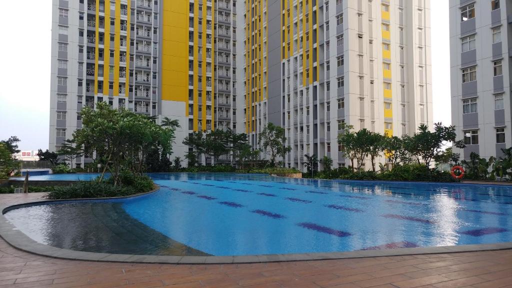 Best Deal The Springlake Summarecon Studio Apartment By Travelio photo 2