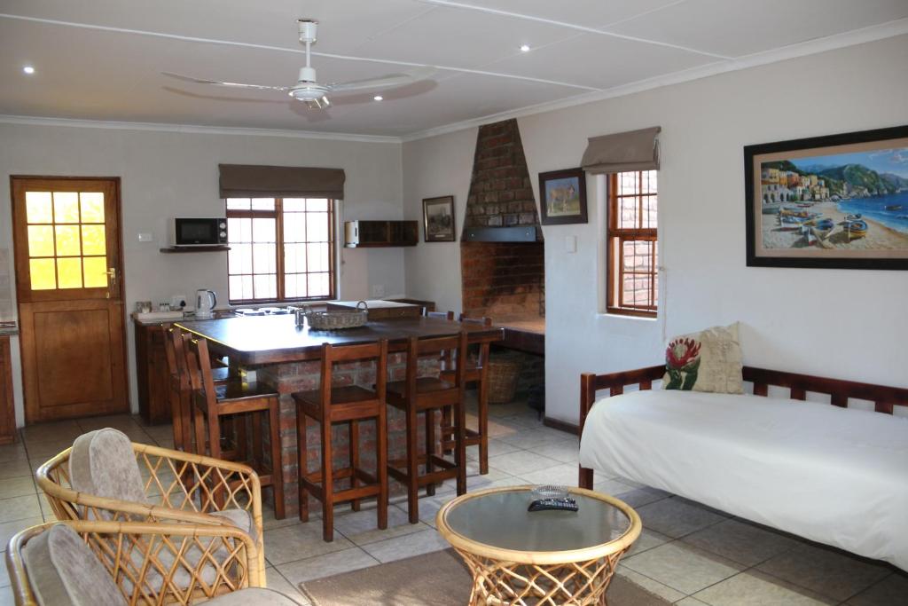 Aan die Oewer Guesthouse photo 2