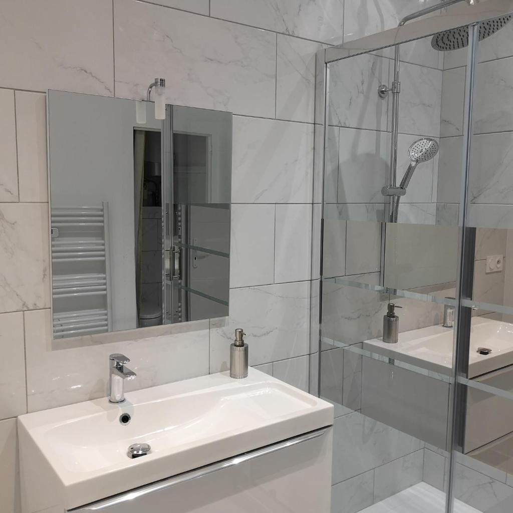 Suite Mermoz -T3- Belle vue - Billard-wifi photo 2