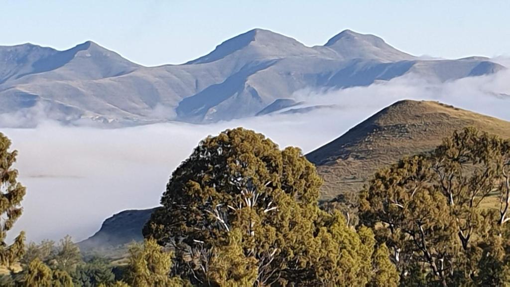 Thaba Lapeng Mountain Escape photo 3