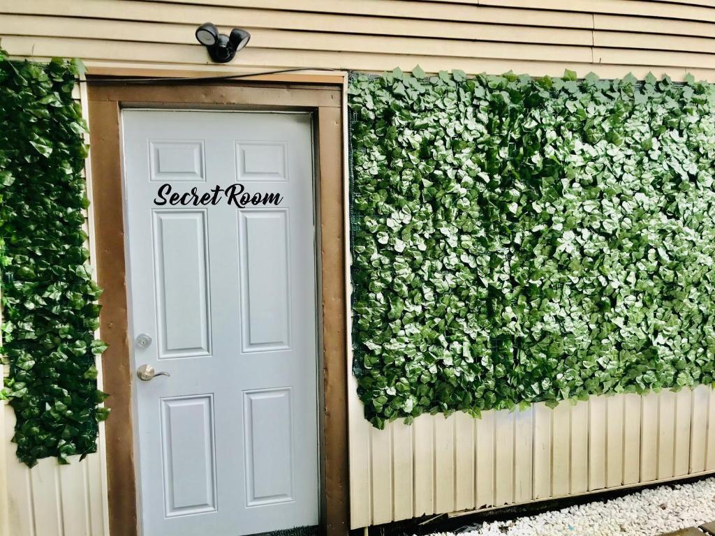 Студио (Studio Room - 1 Parking Space Included), The ART INN Seattle