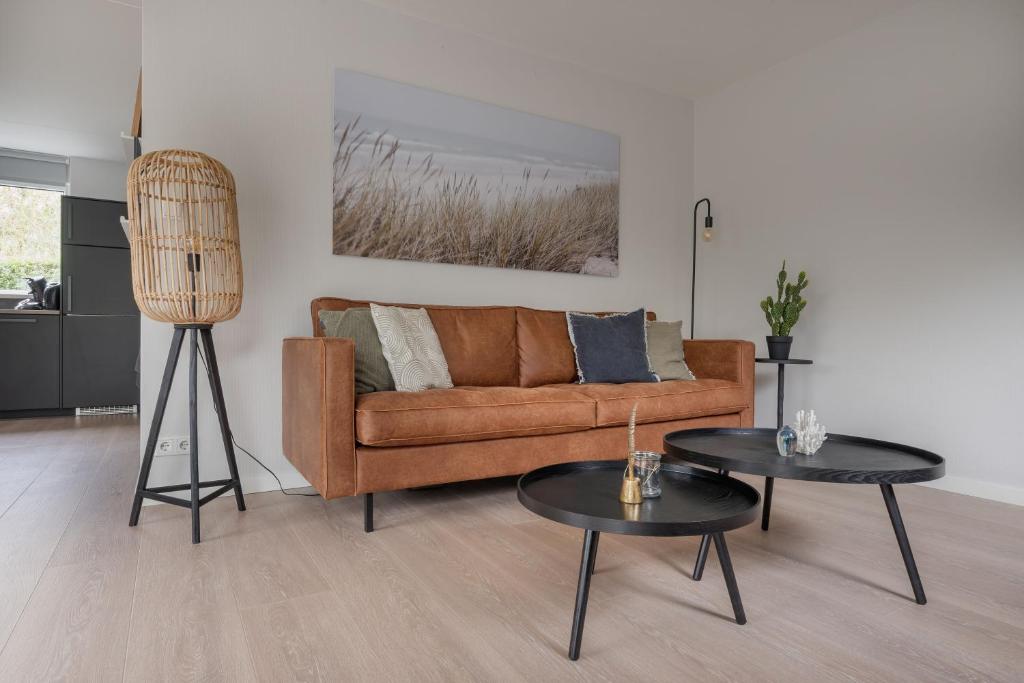 Sfeervol vakantiehuis dichtbij strand photo 2