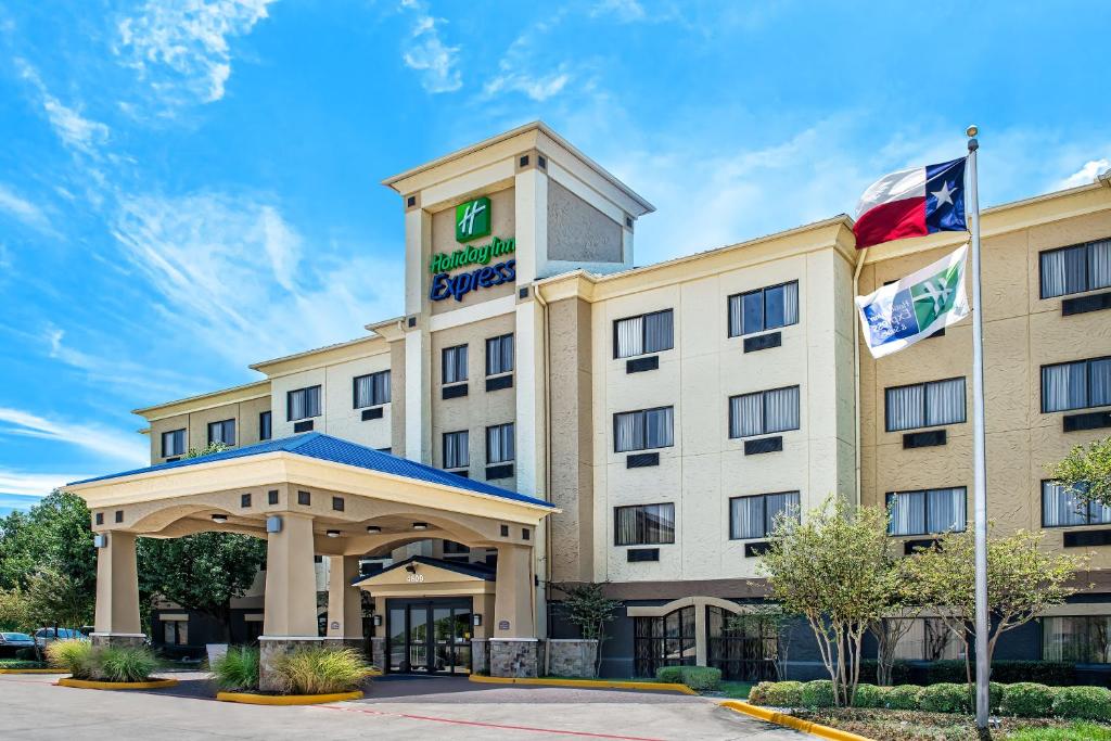 Holiday Inn Express Hotel & Suites Fort Worth Southwest I-20, an IHG Hotel image