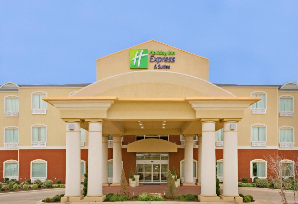 Holiday Inn Express Sweetwater, an IHG Hotel image
