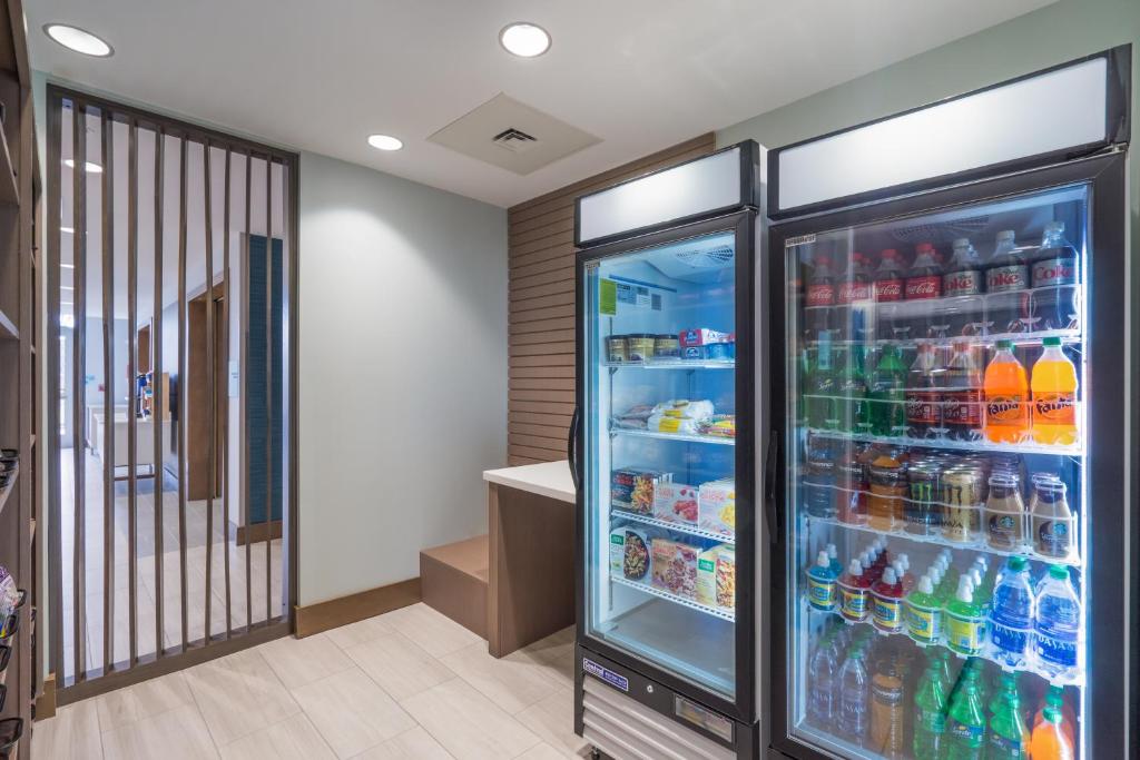 Holiday Inn Express & Suites Greenville SE - Simpsonville, an IHG Hotel photo 3