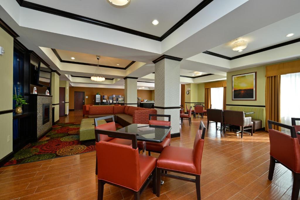 Holiday Inn Express Alva, an IHG Hotel photo 1