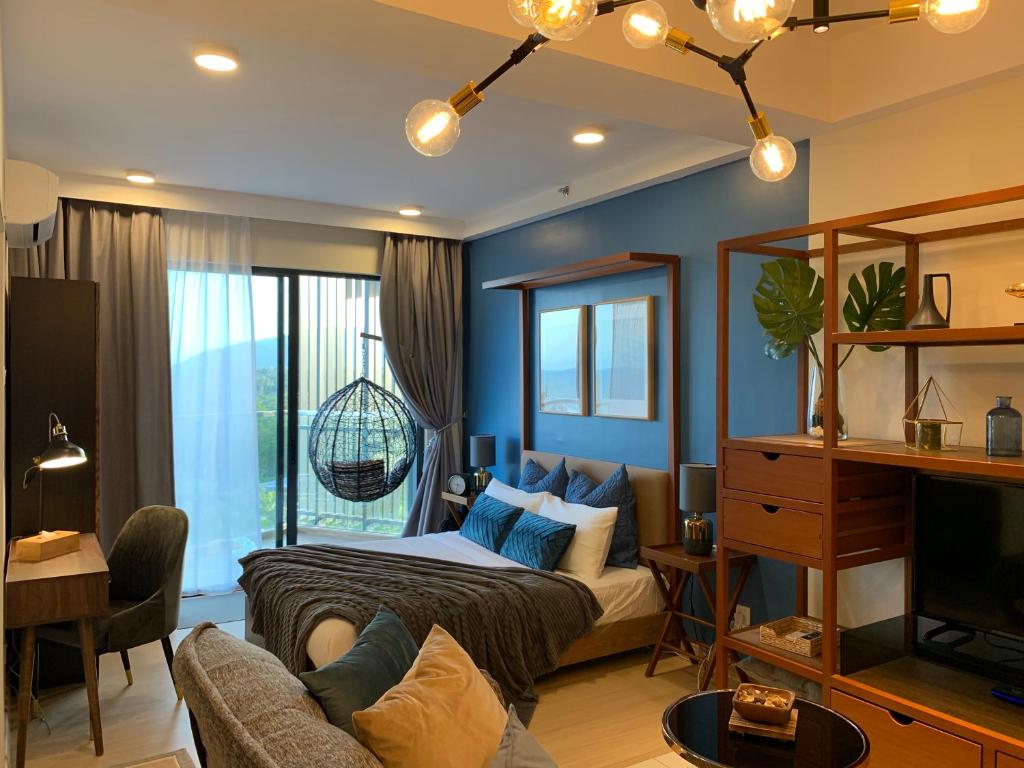Deluxe Holiday Studio Suite at Timurbay with Seaview photo 2