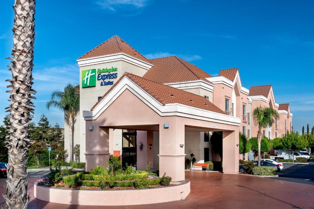 Holiday Inn Express Hotel & Suites Lathrop - South Stockton, an IHG Hotel image