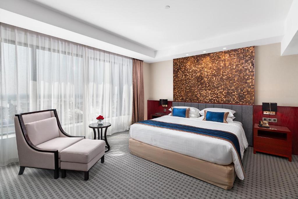 Yangon Thanlwin Hotel photo 2