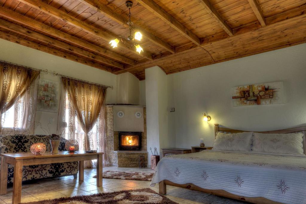 Toula Rooms photo 4