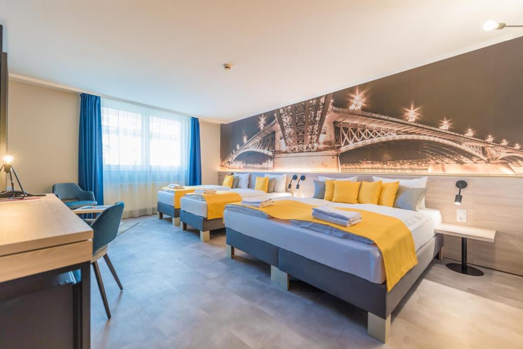 Четырехместный (Четырехместный номер «Комфорт»), Atlas City Hotel