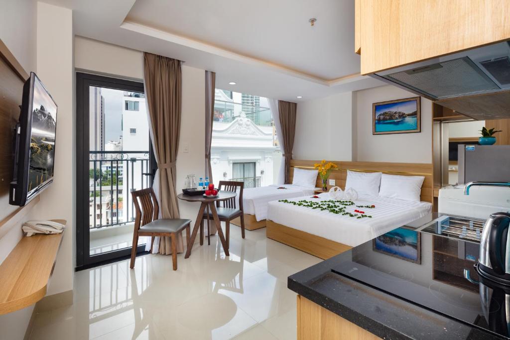 X.O Hotel & Apartments