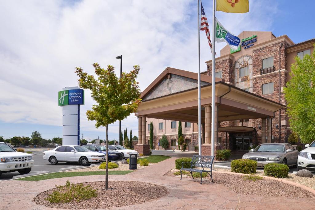 Holiday Inn Express Hotel and Suites Las Cruces, an IHG Hotel image