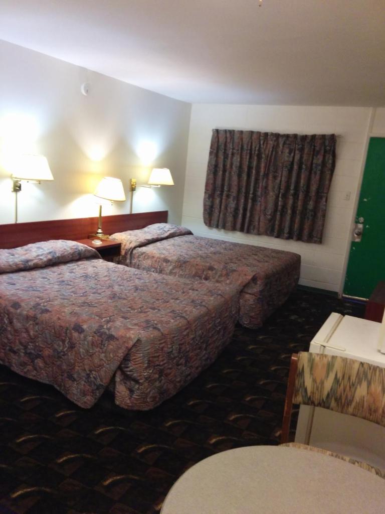 Shamrock Motel photo 4