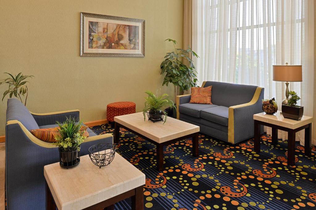 Holiday Inn Express & Suites - Ocean City, an IHG Hotel photo 2