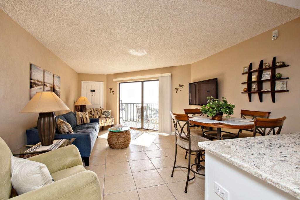 Sunglow Resort Condo Unit #405 photo 2
