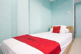 RedDoorz near Mikie Holiday Funland Berastagi photo 2