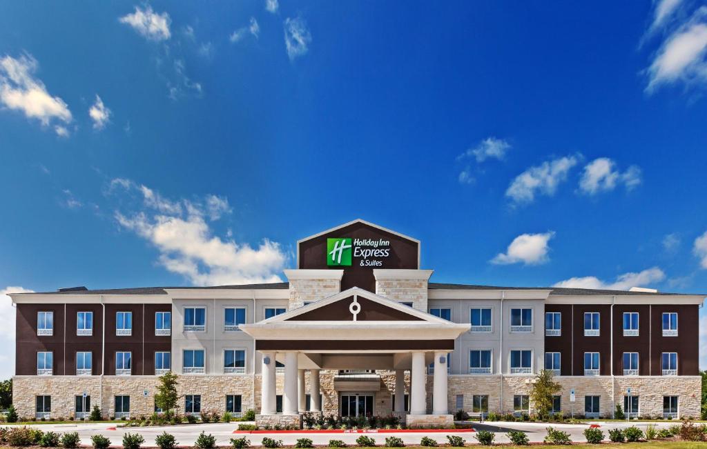 Holiday Inn Express & Suites Killeen - Fort Hood Area, an IHG Hotel image