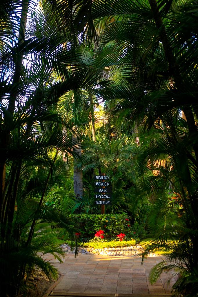 Villas El Rancho Green Resort photo 1