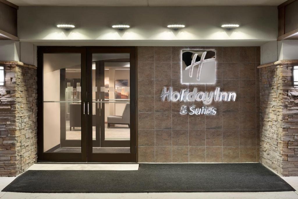 Holiday Inn & Suites Duluth-Downtown, an IHG Hotel photo 4