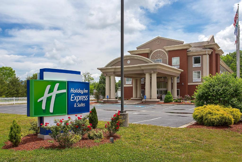 Holiday Inn Express Hotel & Suites Murphy, an IHG Hotel image