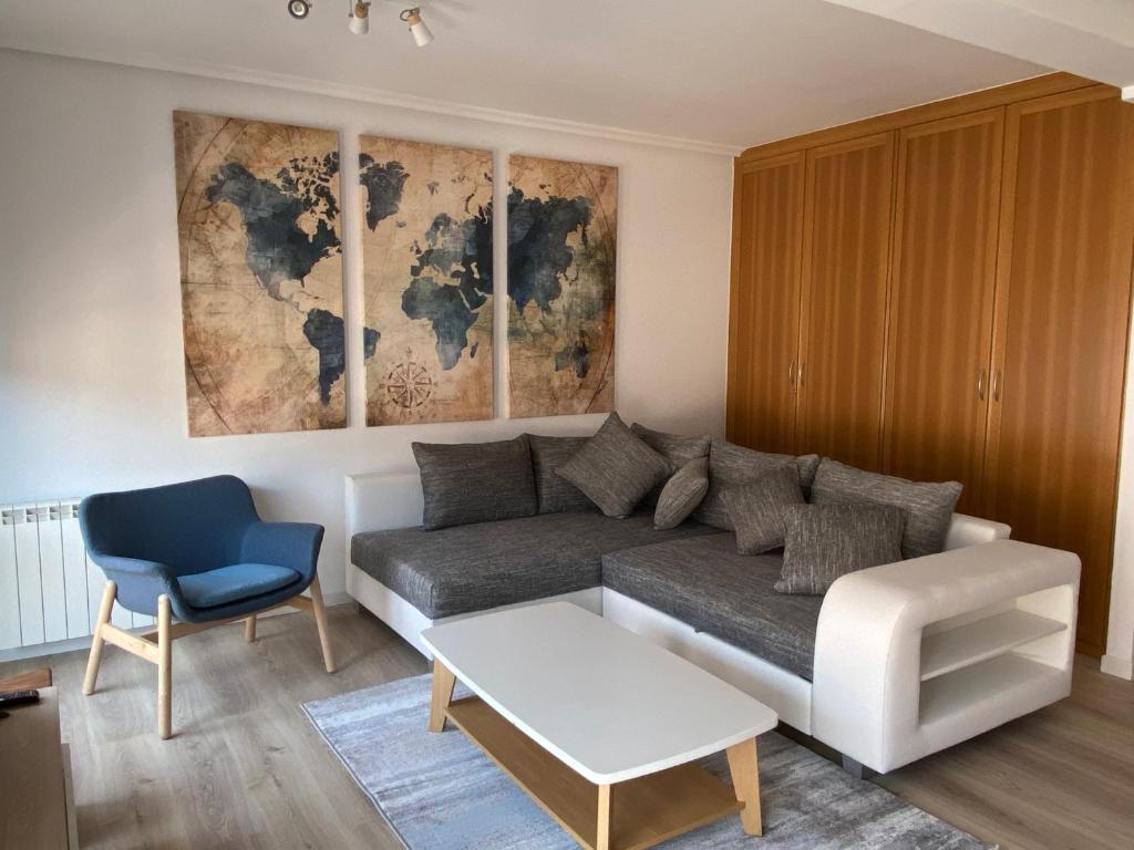 PRECIOSO APARTAMENTO A ESTRENAR EN EL CENTRO DE EZCARAY 6-8 PAX photo 2