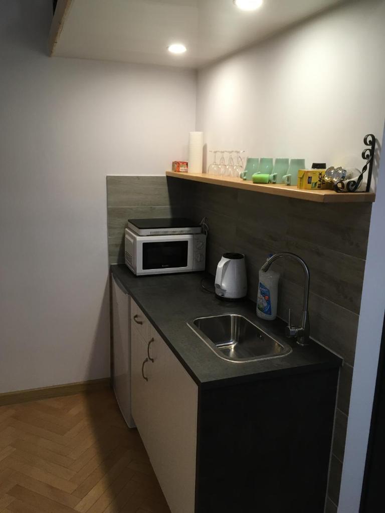 Студио (Номер-студио Делюкс с кроватью размера «king-size»), City Space Apartments