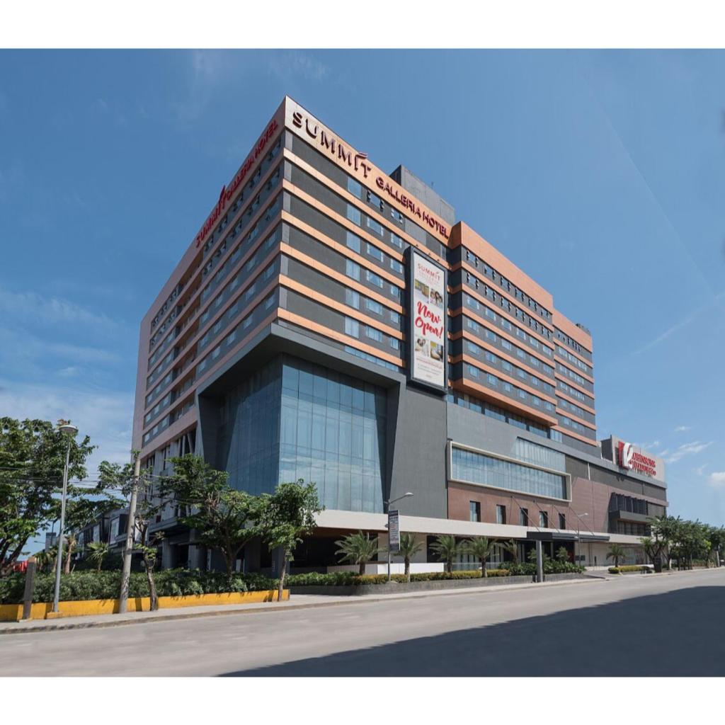 Summit Galleria Cebu photo 2