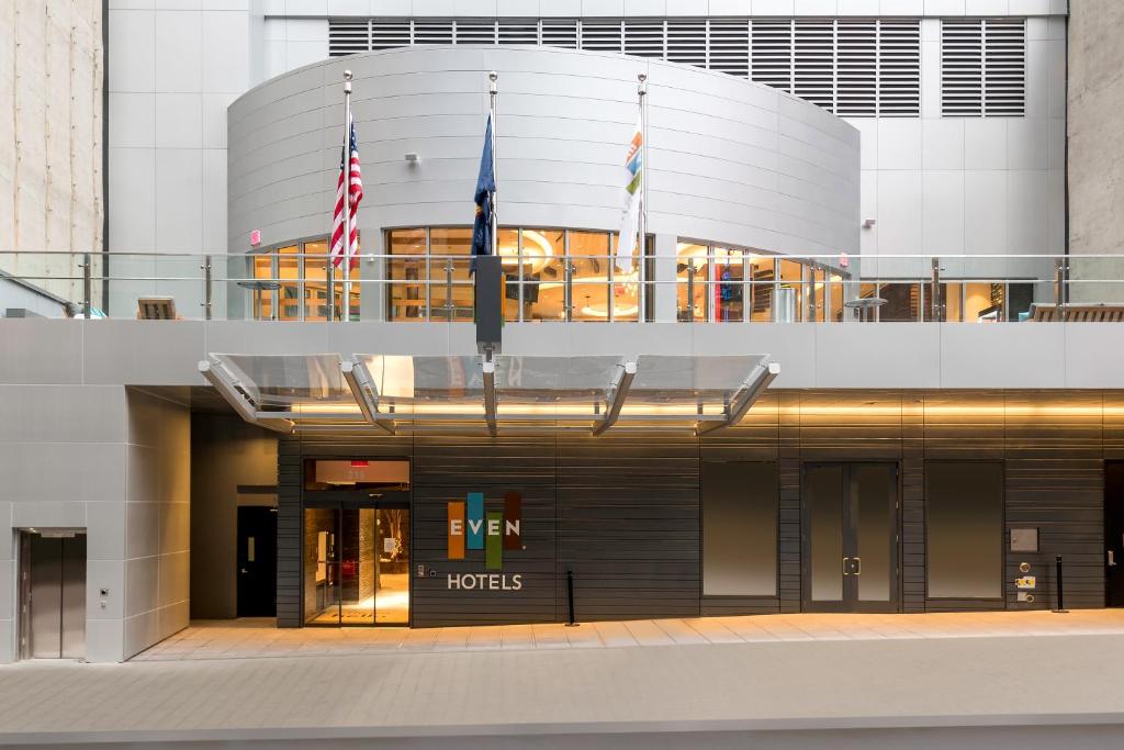 EVEN Hotel New York - Midtown East, an IHG Hotel image
