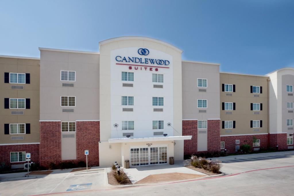 Candlewood Suites San Antonio NW Near Seaworld, an IHG Hotel image