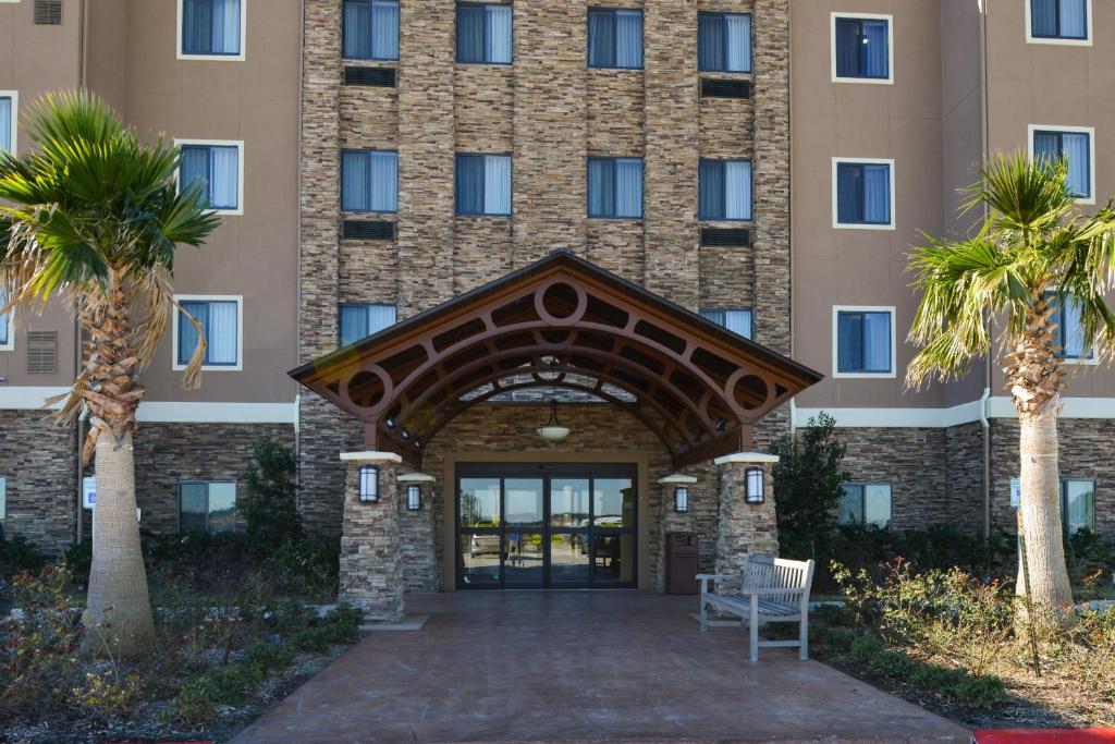 Staybridge Suites Tomball, an IHG Hotel photo 4