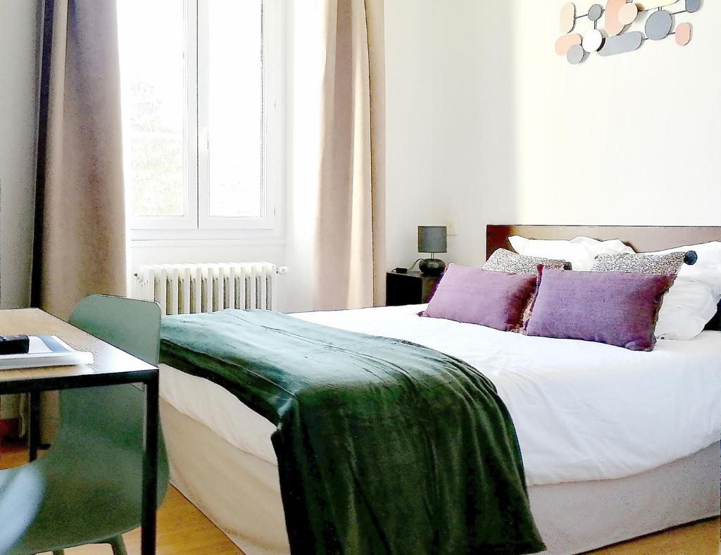 HOTEL DU MIDI photo 2