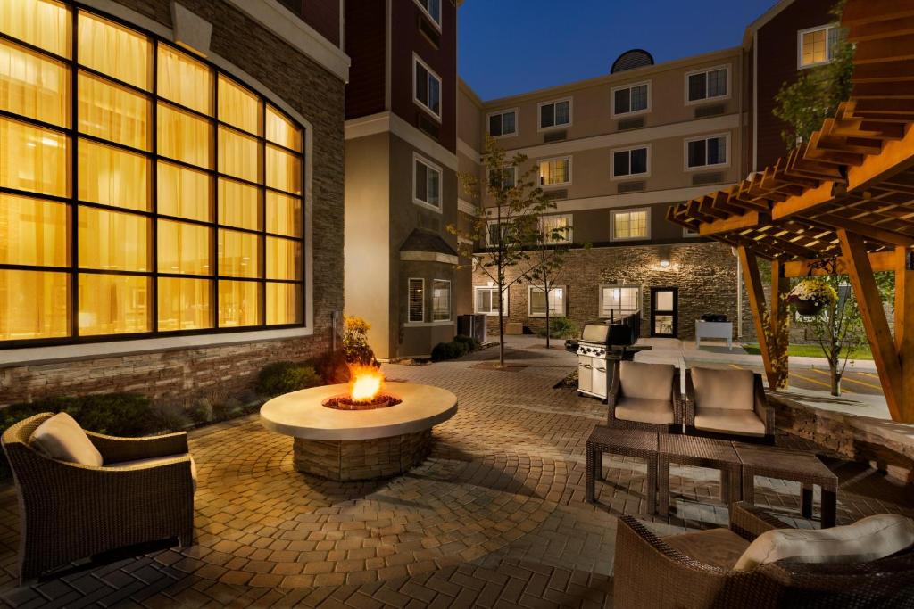 Staybridge Suites West Edmonton, an IHG Hotel photo 1